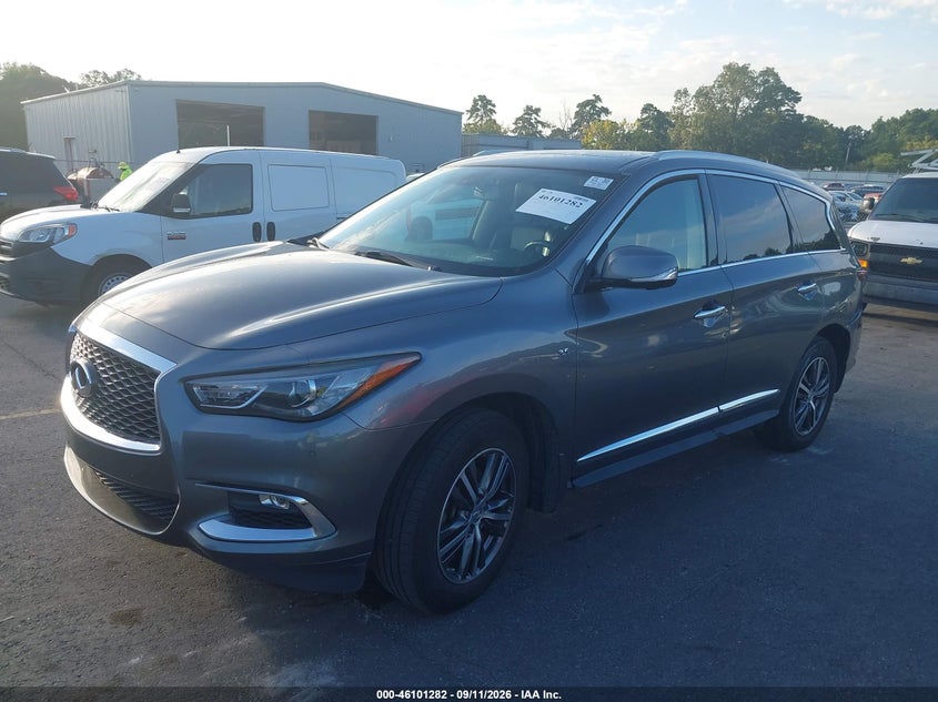 2017 INFINITI QX60 auction photo 2