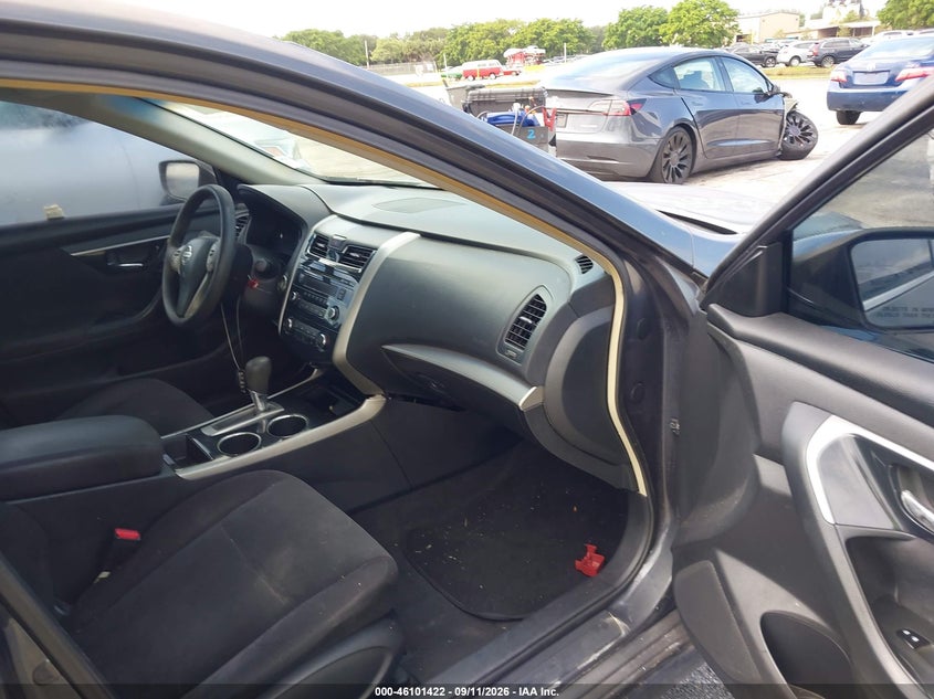 2013 NISSAN ALTIMA auction photo 5