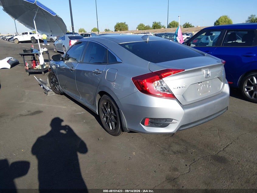 Vin: 2hgfc2f76jh577843, lot: 46601081, honda civic ex 20183