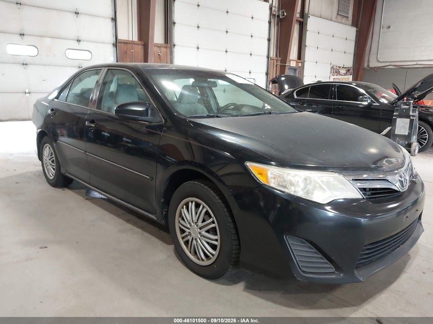 2012 TOYOTA CAMRY auction photo 1