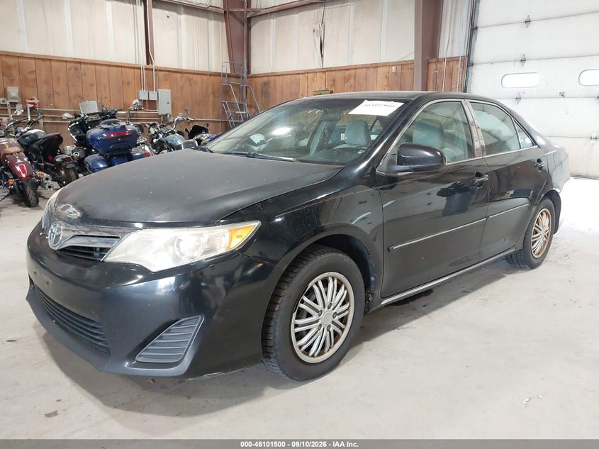 2012 TOYOTA CAMRY auction photo 2