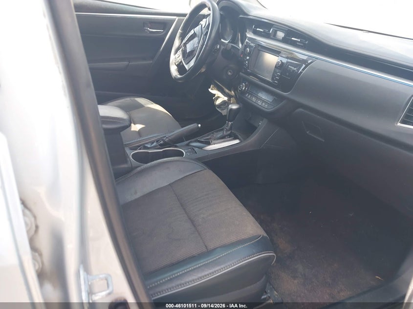 2016 TOYOTA COROLLA auction photo 5