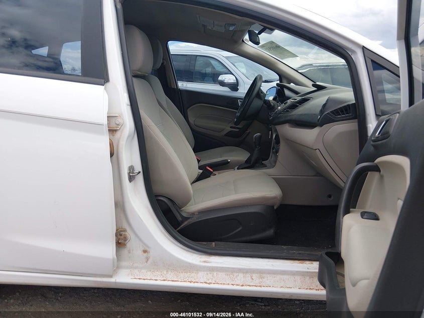 2014 FORD FIESTA auction photo 5