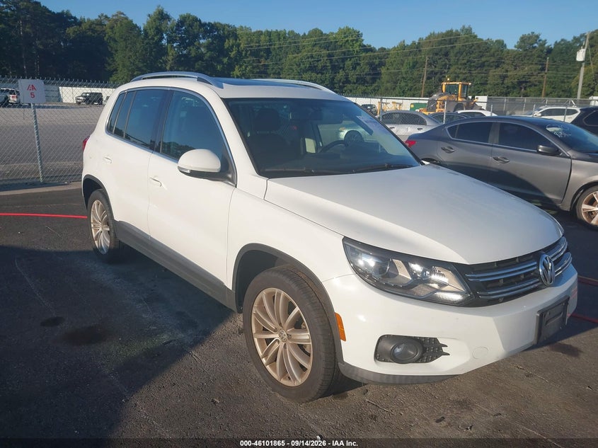 2016 VOLKSWAGEN TIGUAN auction photo 1