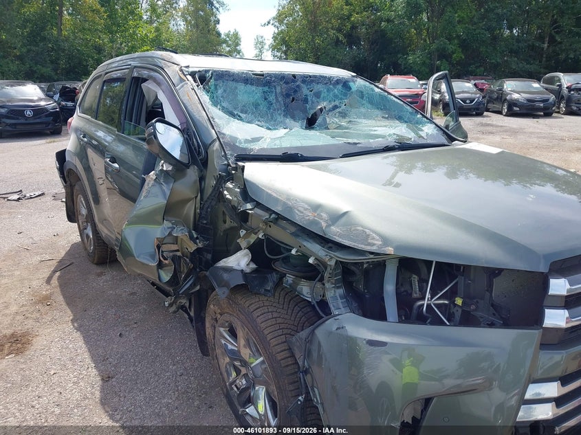 TOYOTA HIGHLANDER - zdjęcie 6
