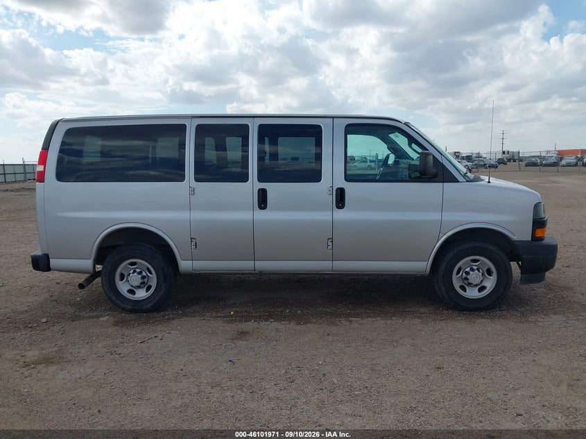 CHEVROLET EXPRESS 2500 2018 VIN 1GAWGEFG7J1283038