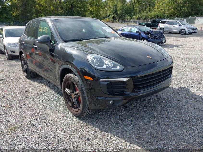 Vin: wp1aa2a29gka10052, lot: 46601675, porsche cayenne 2016 img_1