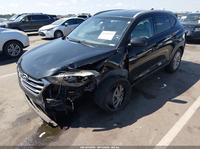 2018 Hyundai Tucson, По кругу, IAAI, VIN KM8J33A45JU712587 — фото 2