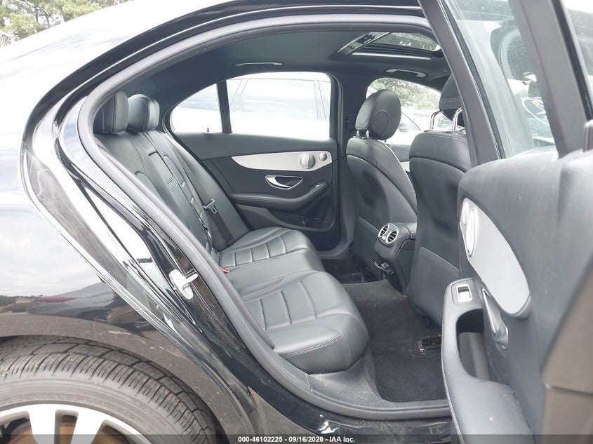 MERCEDES-BENZ C 300 - zdjęcie 8