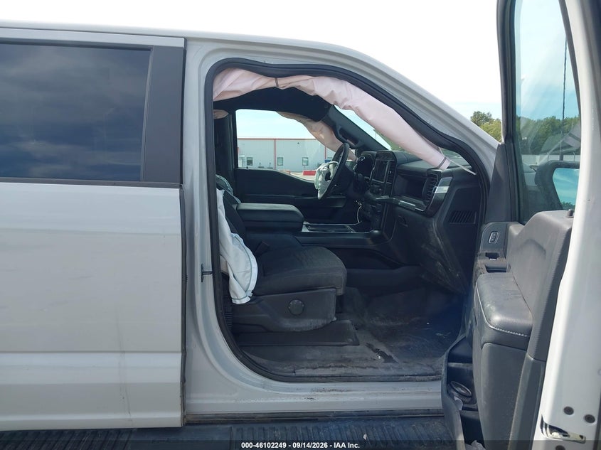 2023 FORD F-150 XL · Photo 5