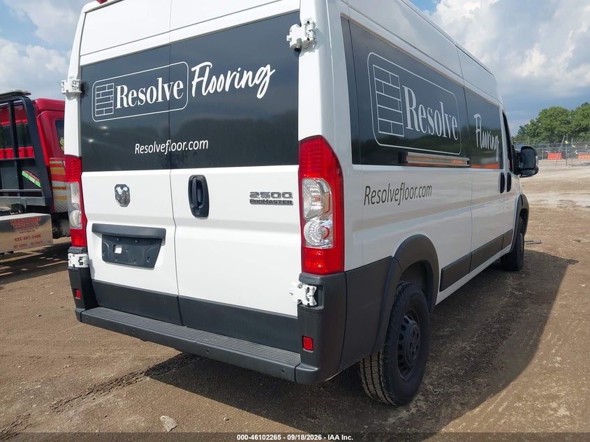 Vin: 3c6lrvdg1se558139, lot: 46601923, ram promaster 2500 tradesman high roof 159 wb w/pass seat 20254