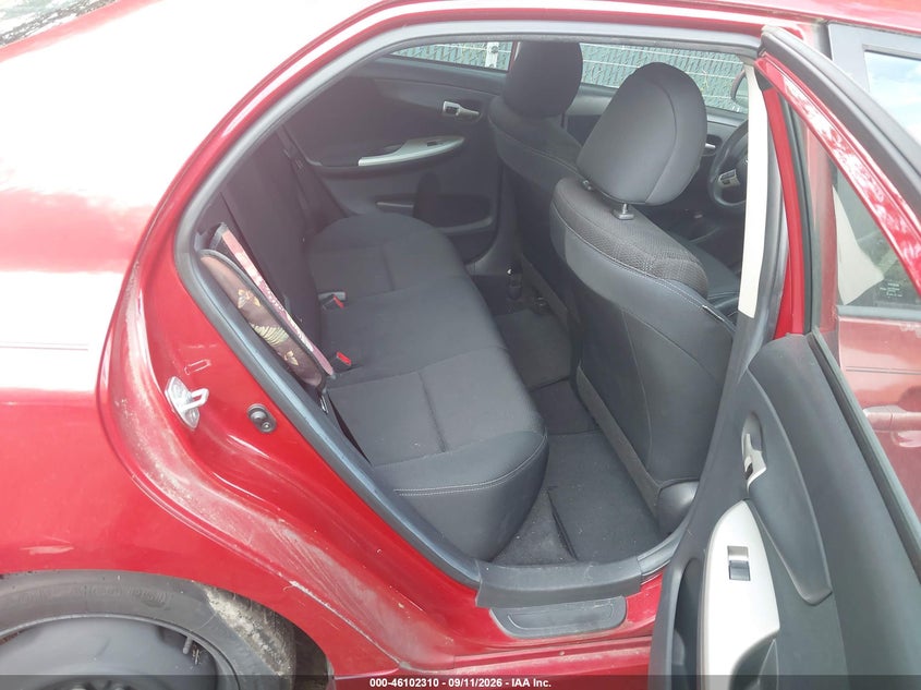 2012 TOYOTA COROLLA auction photo 8
