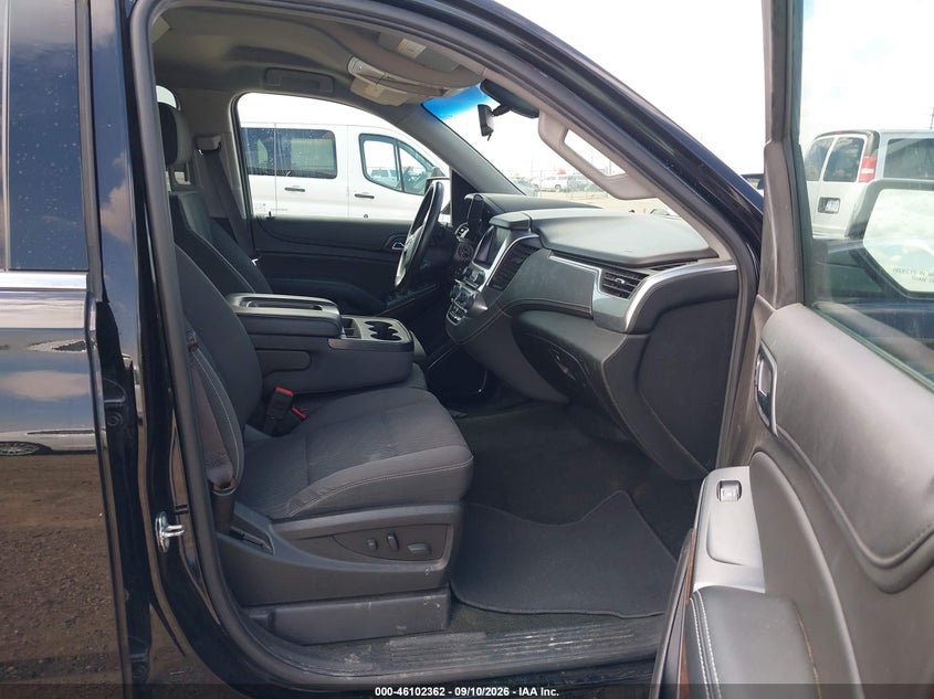 CHEVROLET SUBURBAN 2017 VIN 1GNSKGEC5HR329953