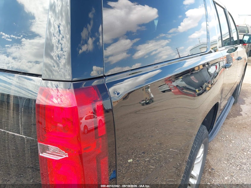 CHEVROLET SUBURBAN 2017 VIN 1GNSKGEC5HR329953
