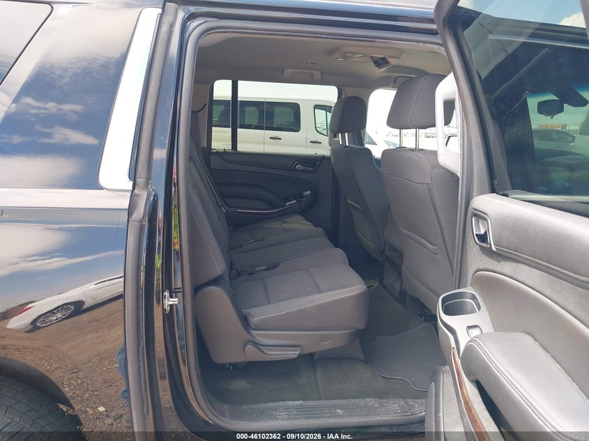 CHEVROLET SUBURBAN 2017 VIN 1GNSKGEC5HR329953