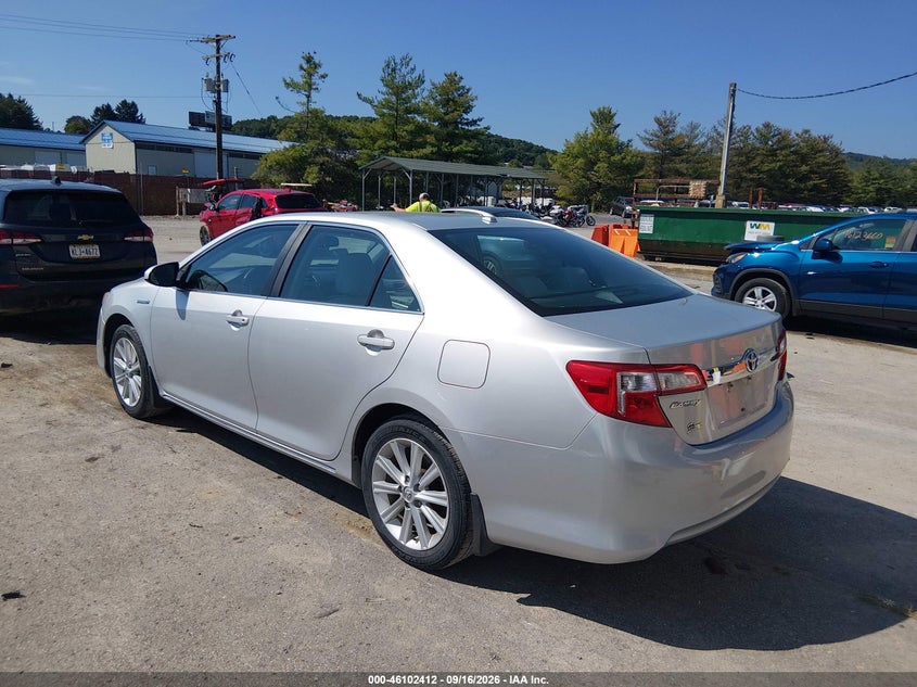 2013 TOYOTA CAMRY HYBRID auction photo 3