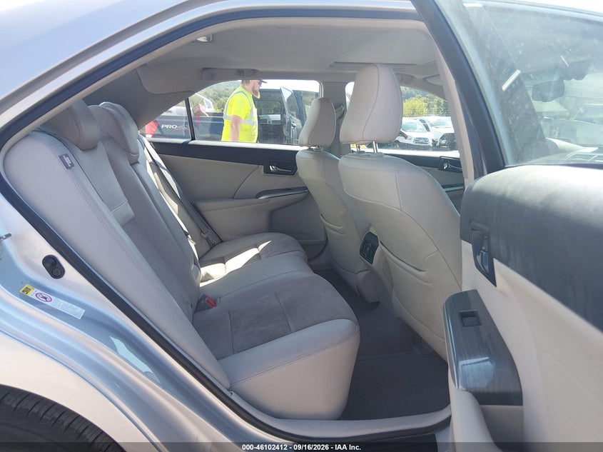 2013 TOYOTA CAMRY HYBRID auction photo 8