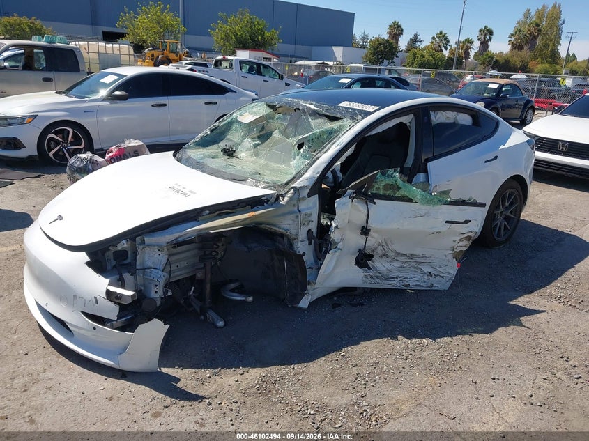Vin: 5yj3e1ea7mf985734, lot: 46602152, tesla model 3 standard range plus rear-wheel drive 20212