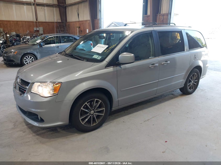 2017 DODGE GRAND CARAVAN auction photo 2