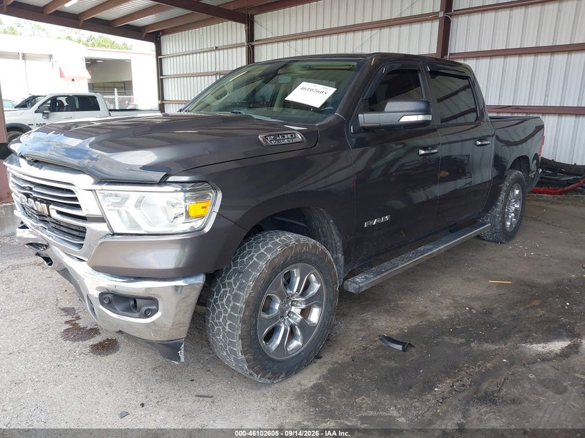 Vin: 1c6srfft7ln391570, lot: 46602263, ram 1500 big horn  4x4 5'7 box 20202