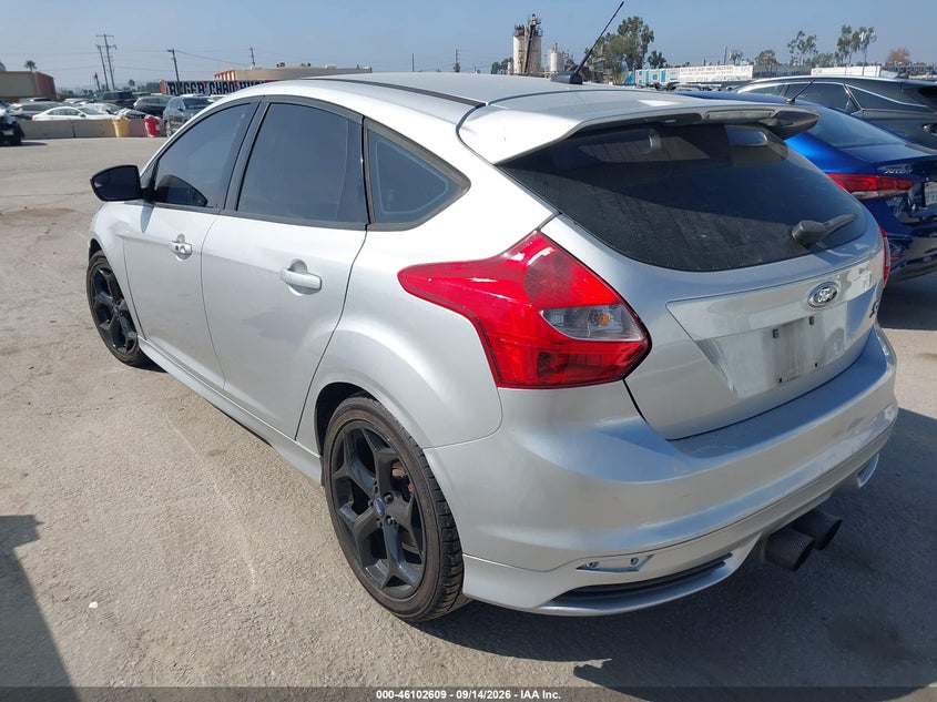 Vin: 1fadp3l95el362314, lot: 46602267, ford focus st 20143