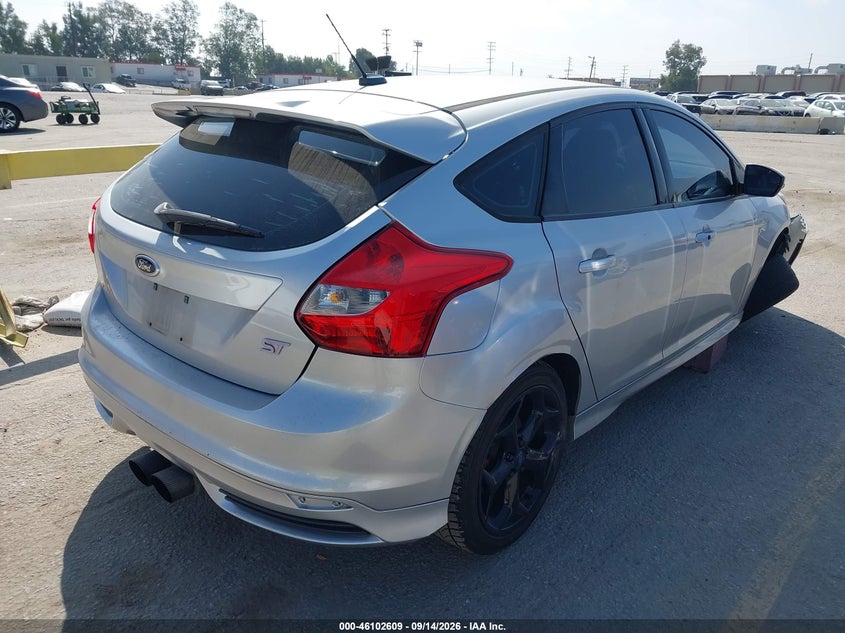 Vin: 1fadp3l95el362314, lot: 46602267, ford focus st 20144