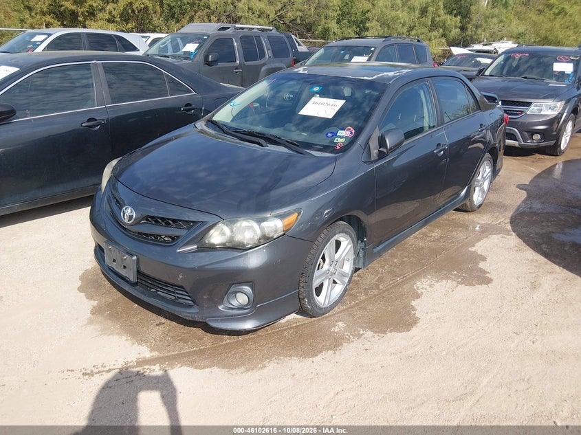 Vin: 2t1bu4ee4dc005383, lot: 46602274, toyota corolla s 20132