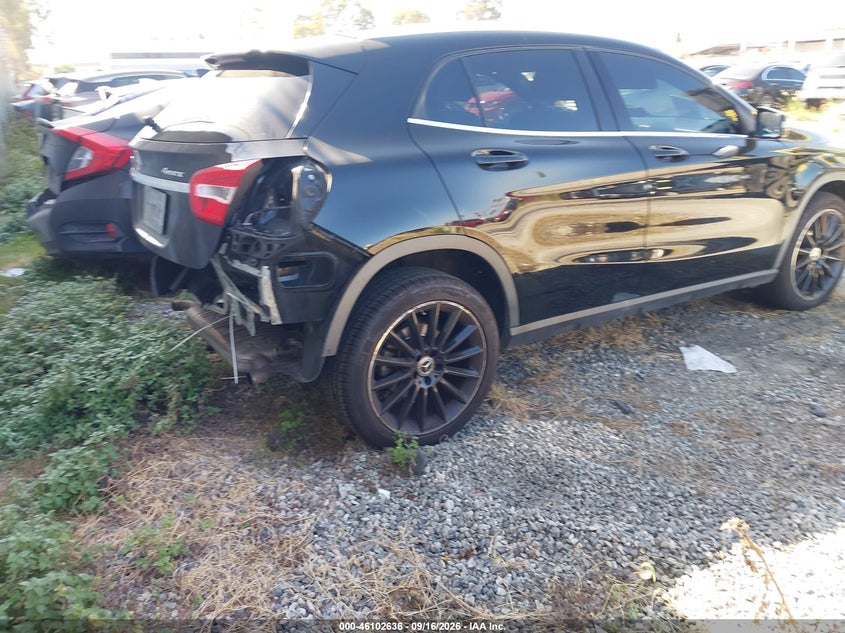 2018 MERCEDES-BENZ GLA auction photo 4