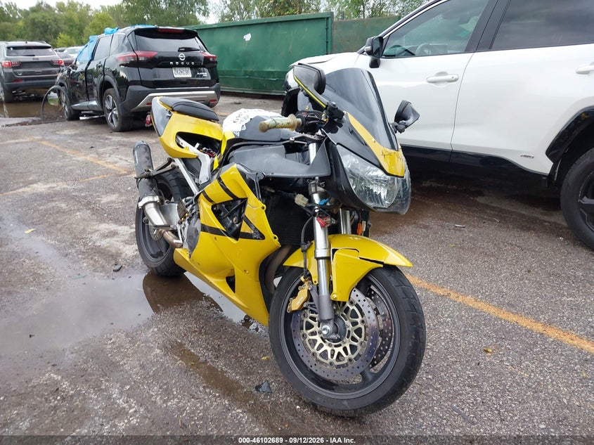 HONDA CBR900 2001
