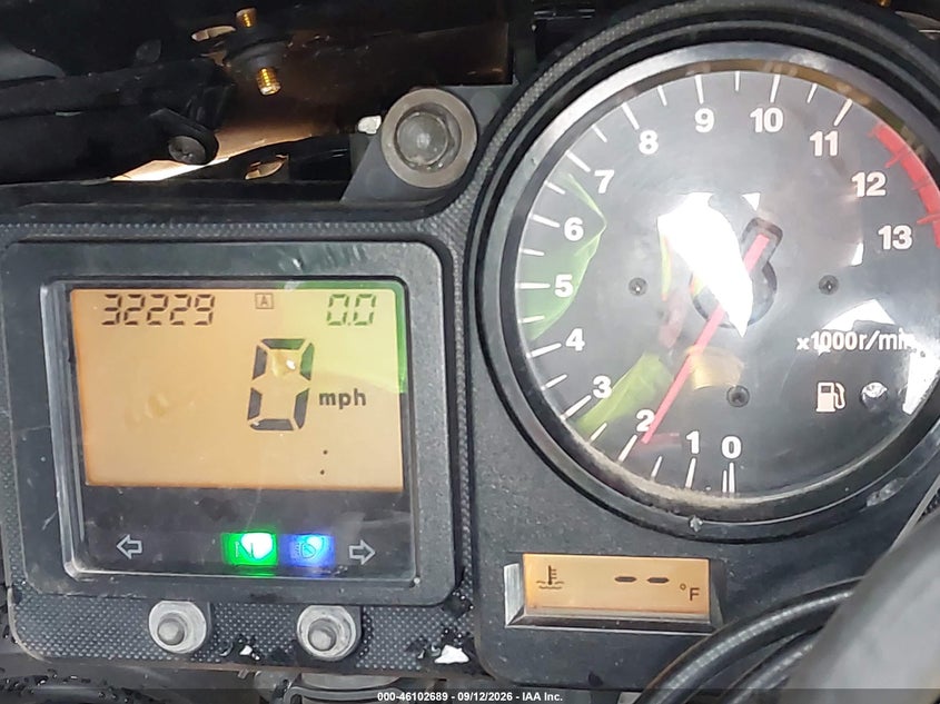 HONDA CBR900 2001