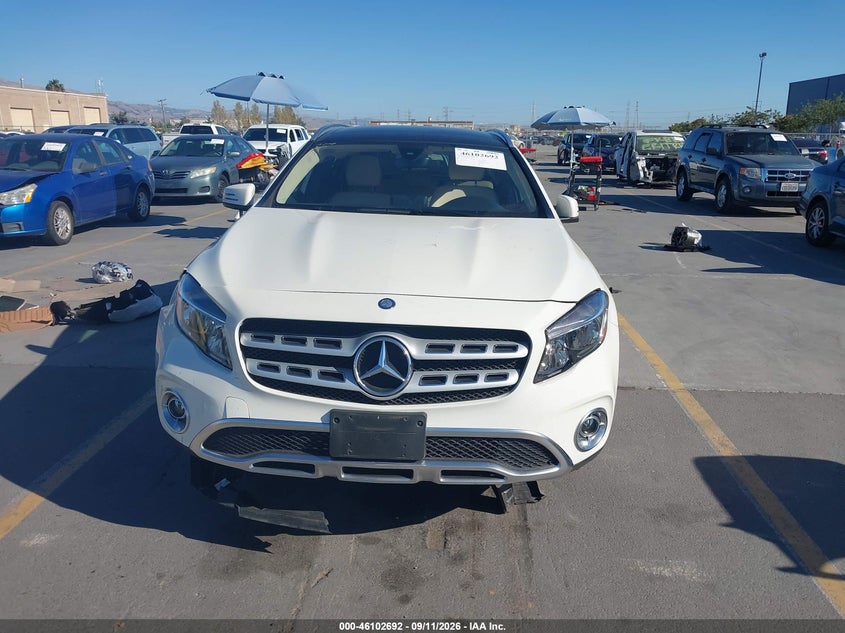 MERCEDES-BENZ GLA - zdjęcie 13