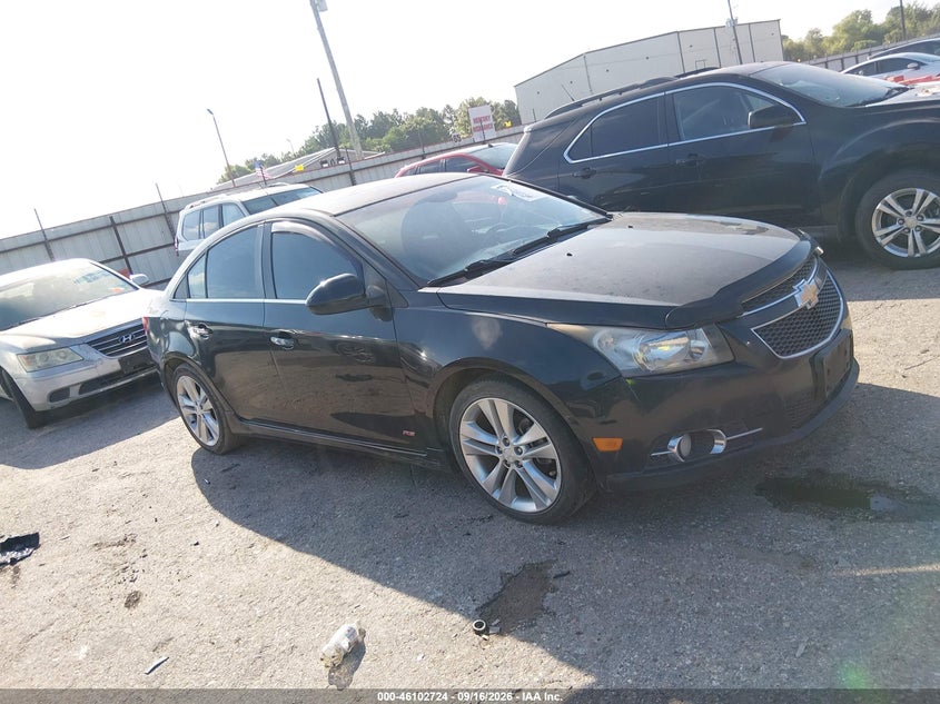 2013 CHEVROLET CRUZE auction photo 1