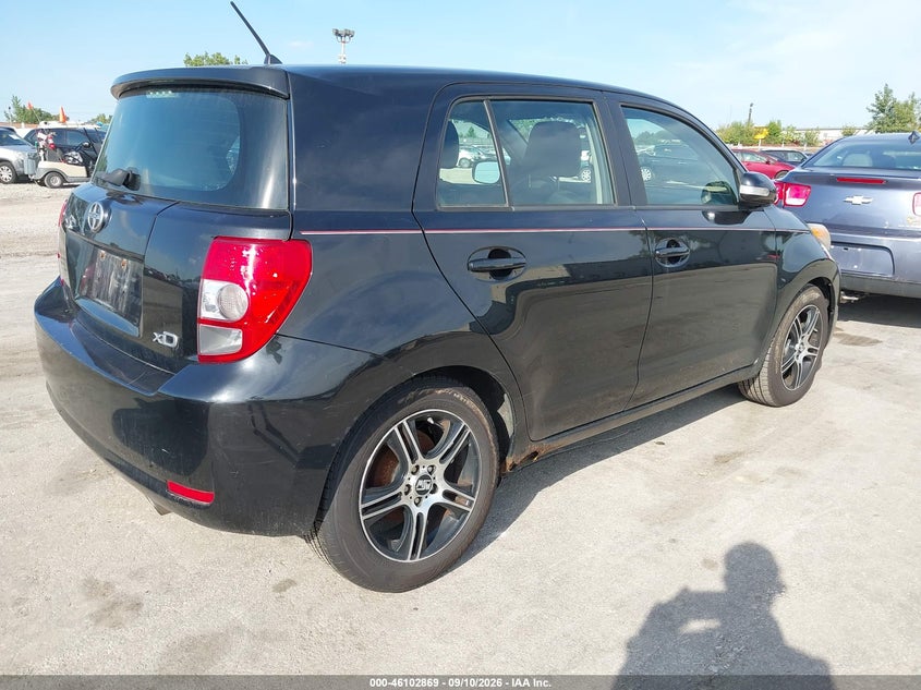 2010 SCION XD auction photo 4