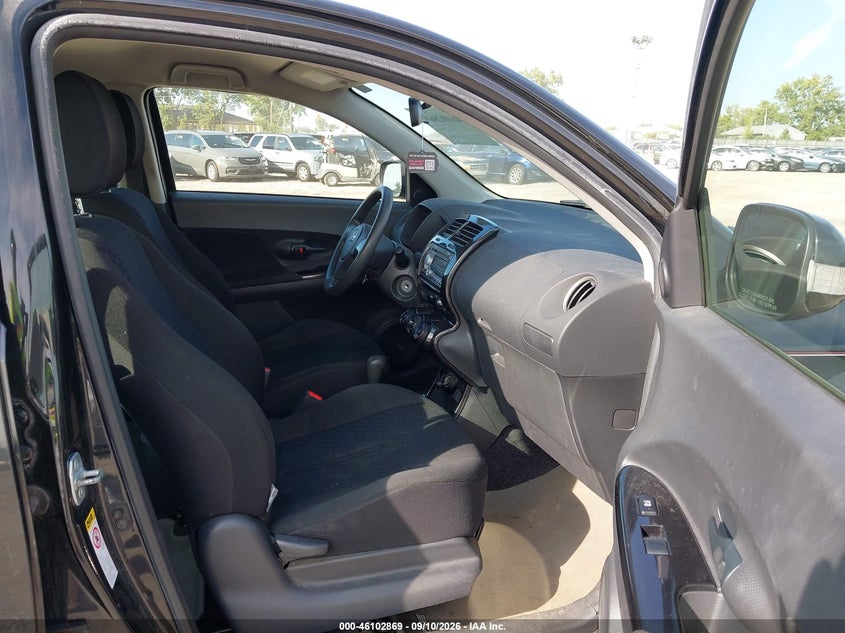2010 SCION XD auction photo 5