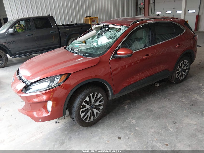 Vin: 1fmcu9dz5lua60136, lot: 46602533, ford escape titanium hybrid 20202