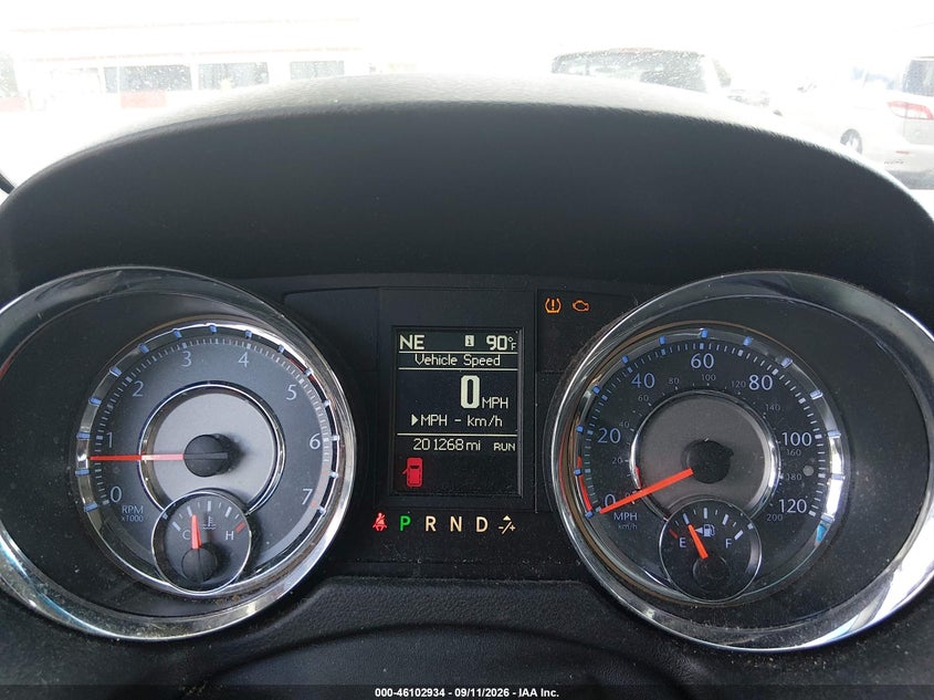 2016 CHRYSLER TOWN & COUNTRY auction photo 7