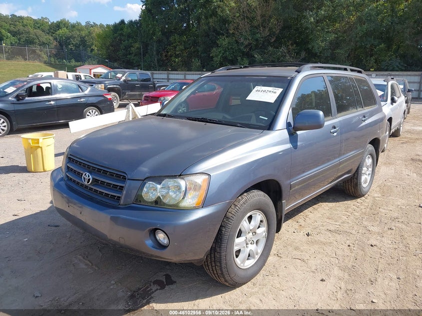 2003 TOYOTA HIGHLANDER auction photo 2