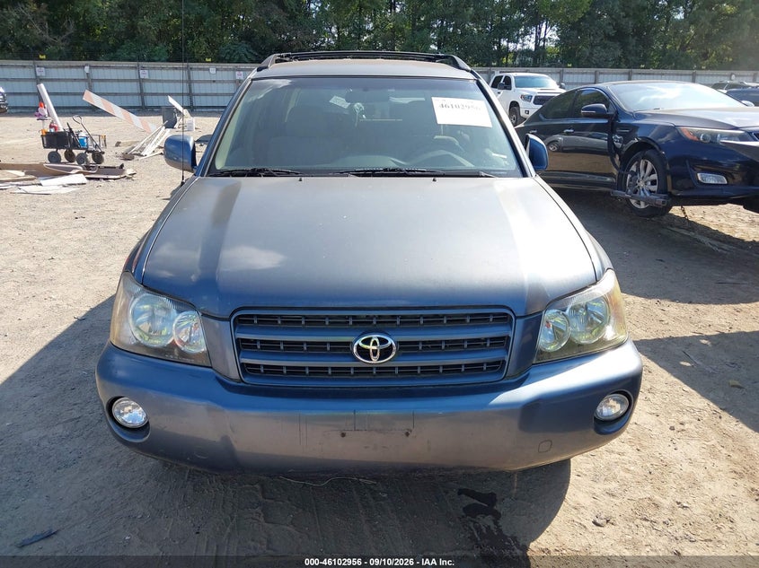 2003 TOYOTA HIGHLANDER auction photo 6