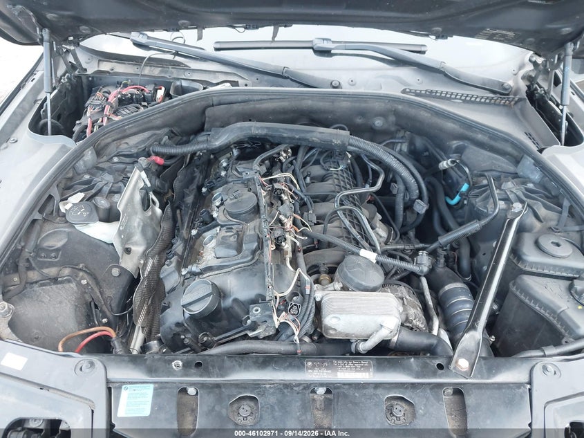 2011 BMW 535I XDRIVE · Photo 10
