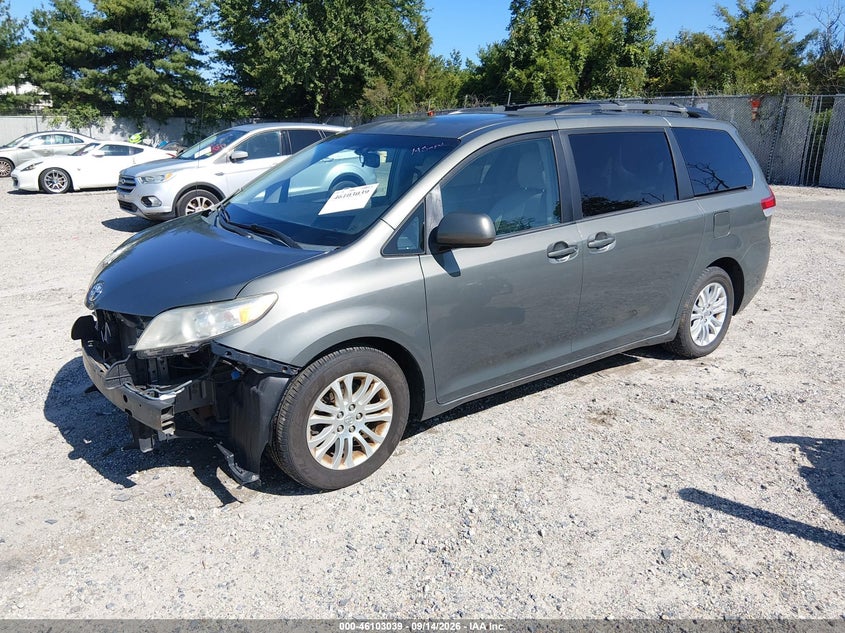 Vin: 5tdyk3dc0cs196557, lot: 46602697, toyota sienna xle v6 8 passenger 20122
