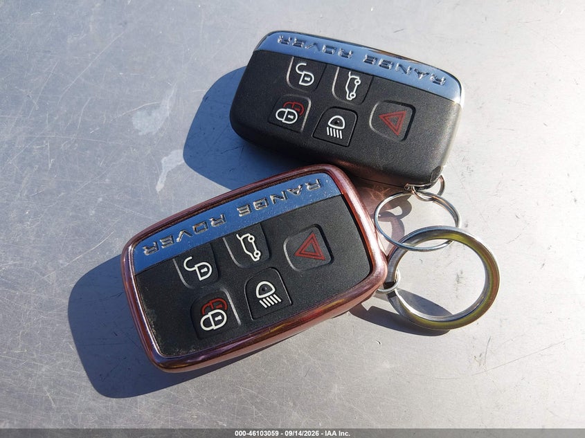 LAND ROVER RANGE ROVER VELAR - zdjęcie 11