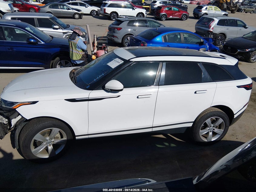 LAND ROVER RANGE ROVER VELAR - zdjęcie 15