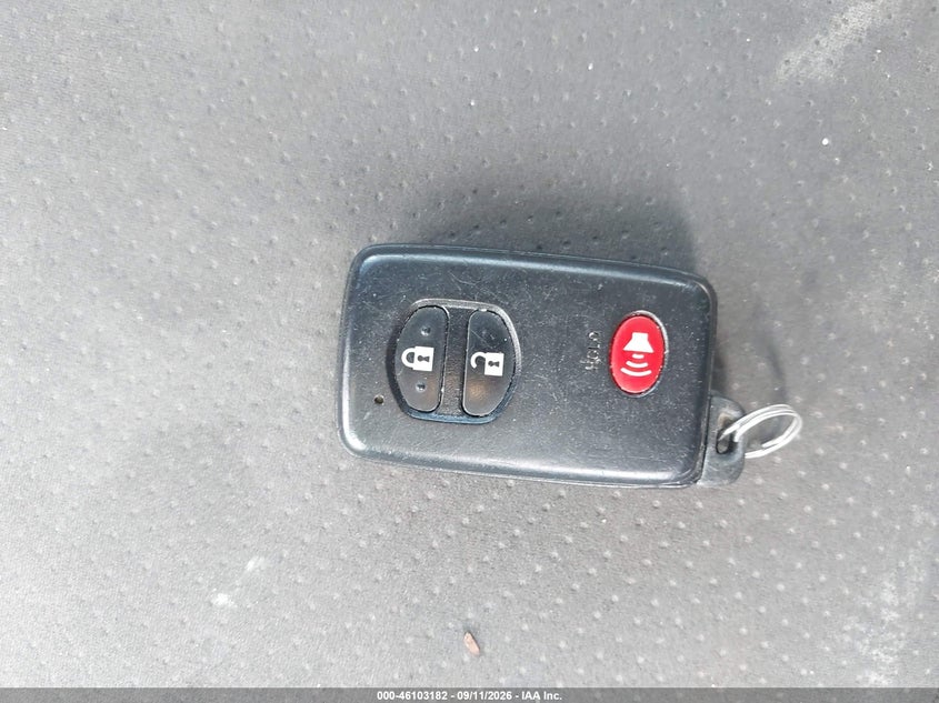 TOYOTA PRIUS - zdjęcie 11