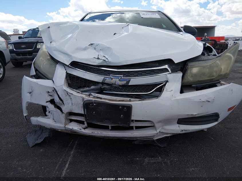 2014 CHEVROLET CRUZE auction photo 6