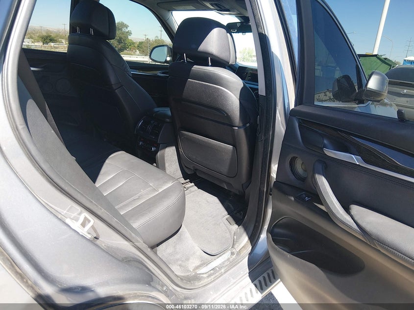 BMW X5 - zdjęcie 8