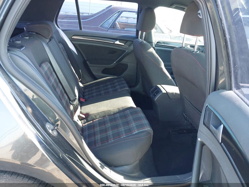 2015 VOLKSWAGEN GOLF GTI auction photo 8