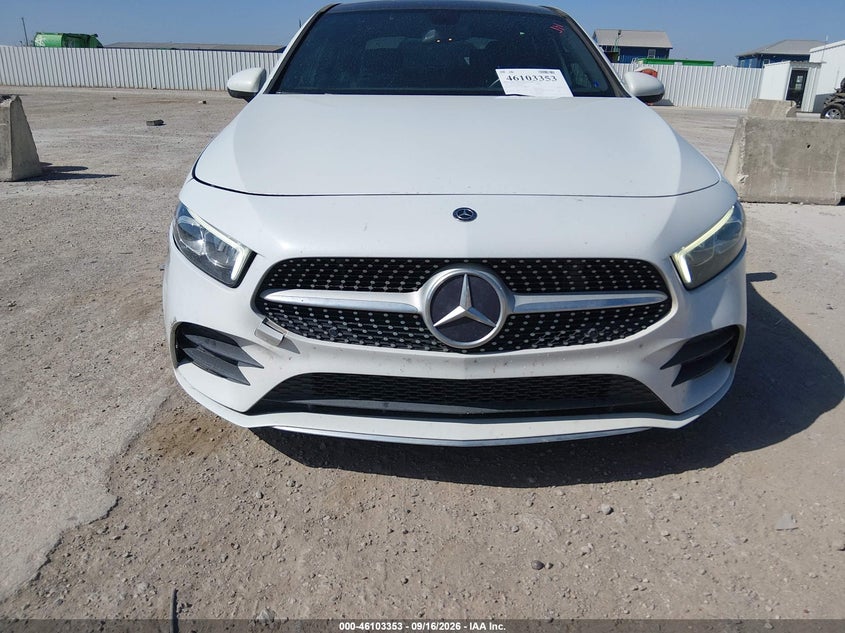 MERCEDES-BENZ A 220 - zdjęcie 18