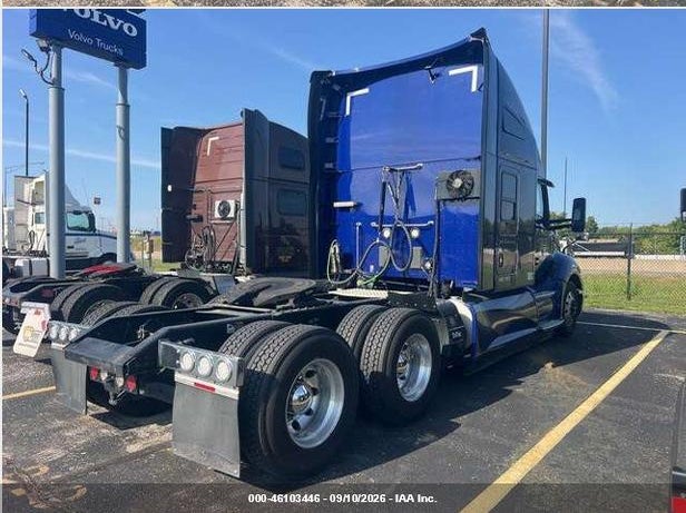 2020 KENWORTH T680 auction photo 4
