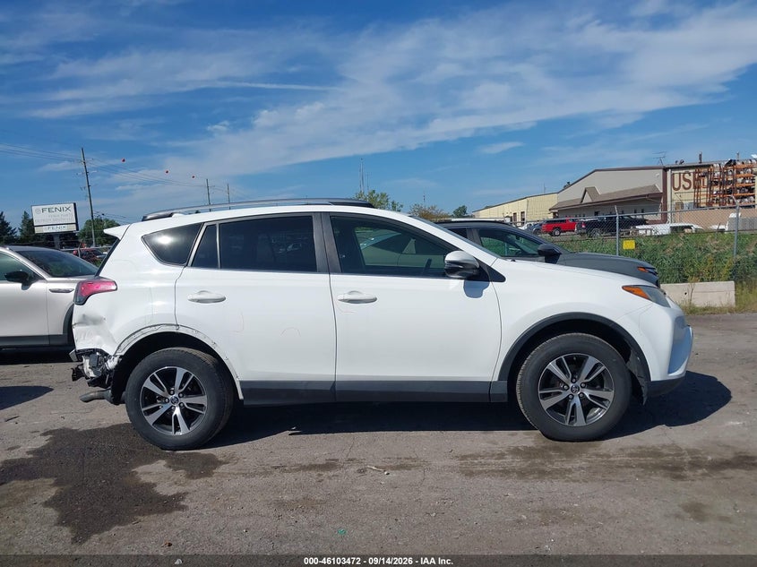 TOYOTA RAV4 - zdjęcie 14