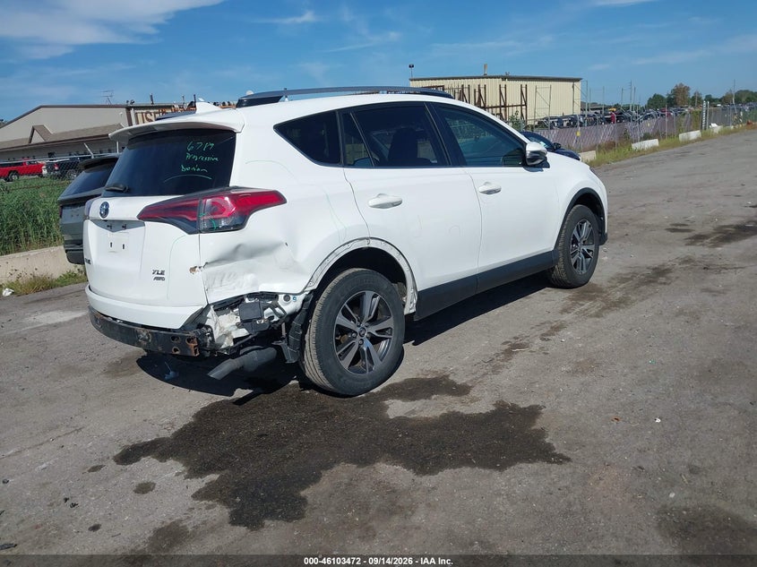 TOYOTA RAV4 - zdjęcie 4